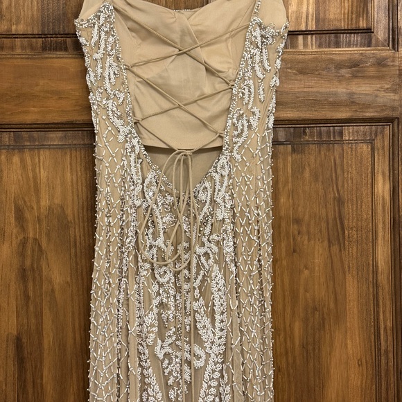 Sherri Hill Elegant Beaded Gown with earrings - Picture 3 of 6